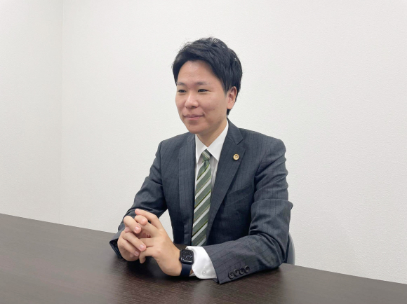 静岡事務所での法律相談